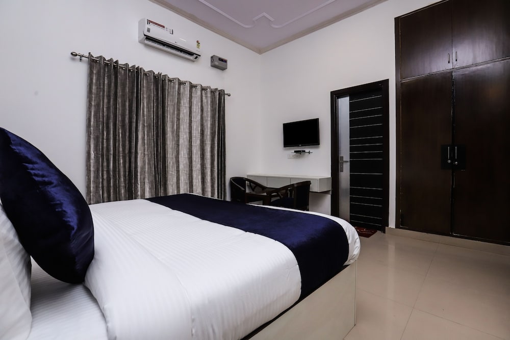 Suite Room - Photo 4