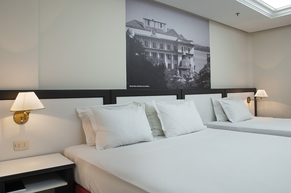 Classic Triple Room, Multiple Beds photo 1