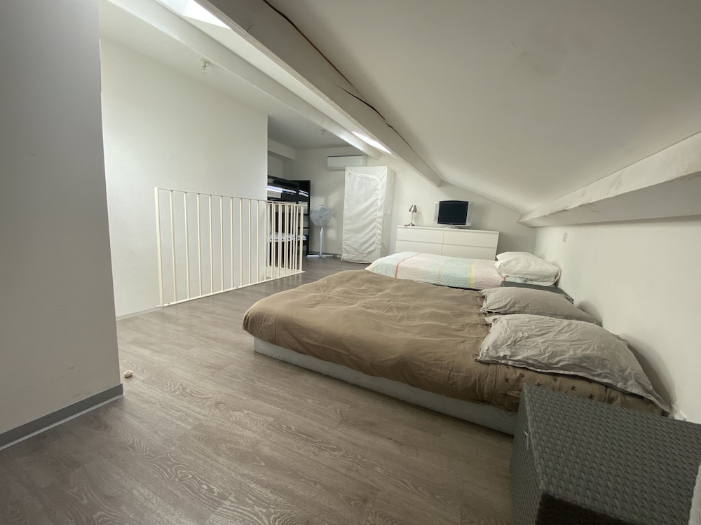 Economy Apartment, Mountain View photo 1