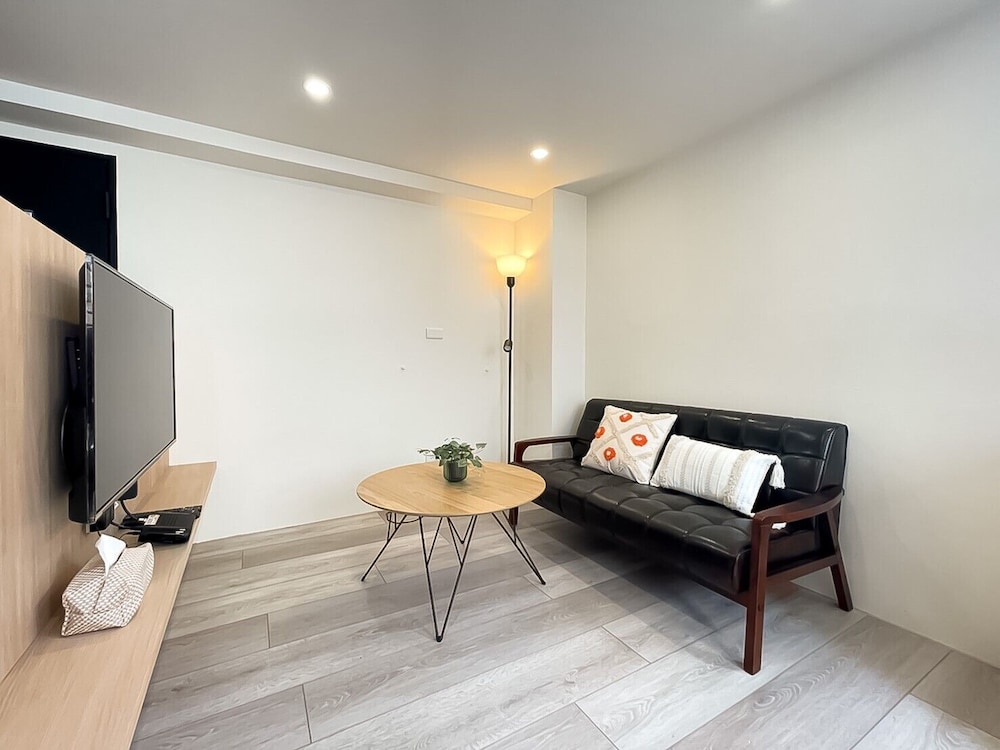 Deluxe Double Room - Photo 18
