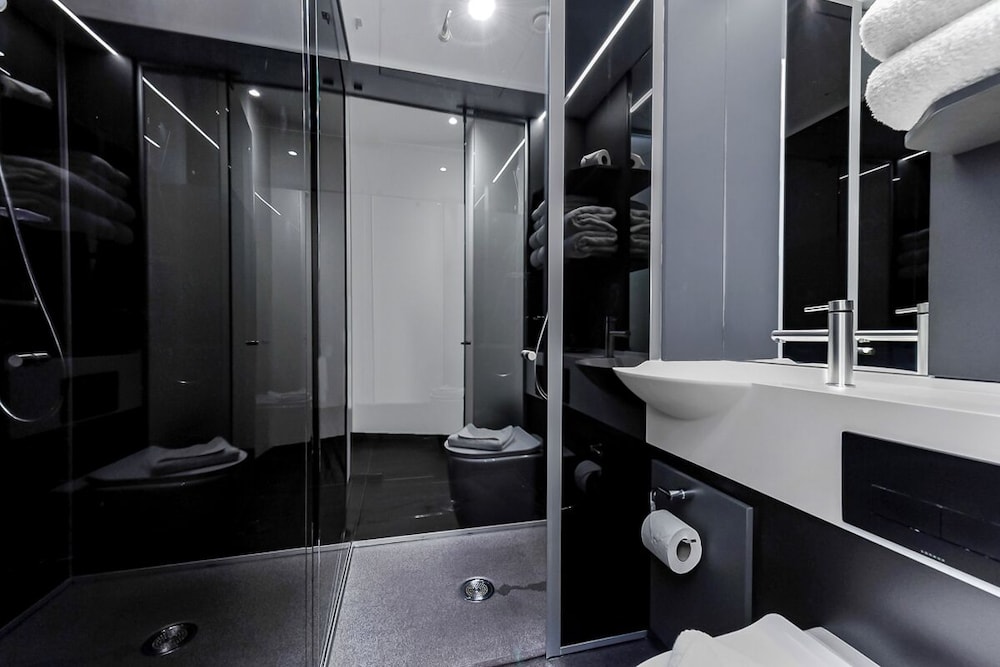 The Z Hotel Trafalgar - Photo 29