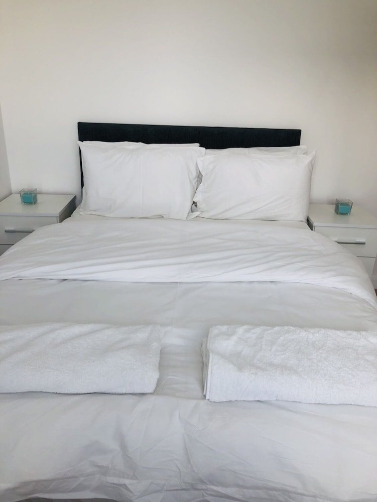 Superior Apartment, Private Bathroom (2BED-2D-4PPL)