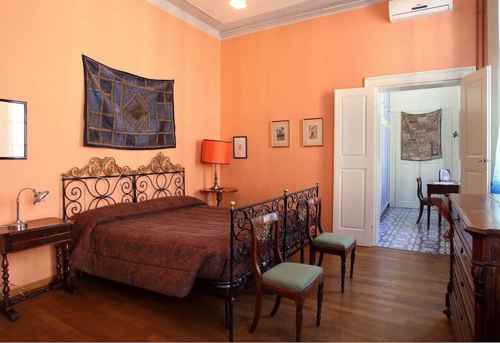 Classic Room (Arancio)