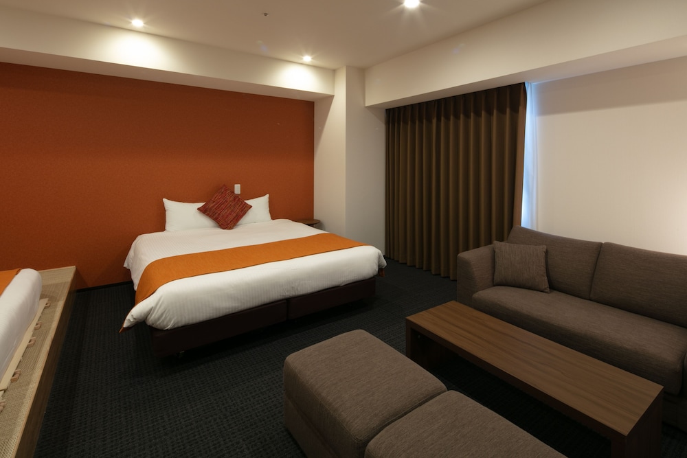 Family Studio Suite, 2 Queen Beds, Non Smoking, Kitchen