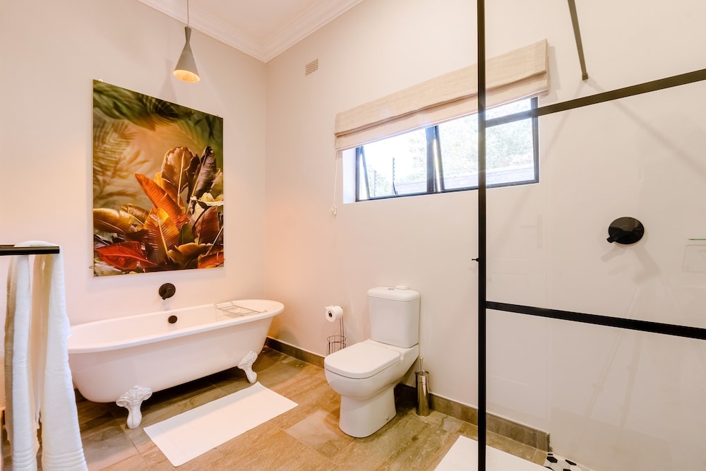Superior Double or Twin Room photo 2