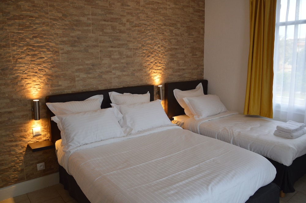 Triple Room, Balcony