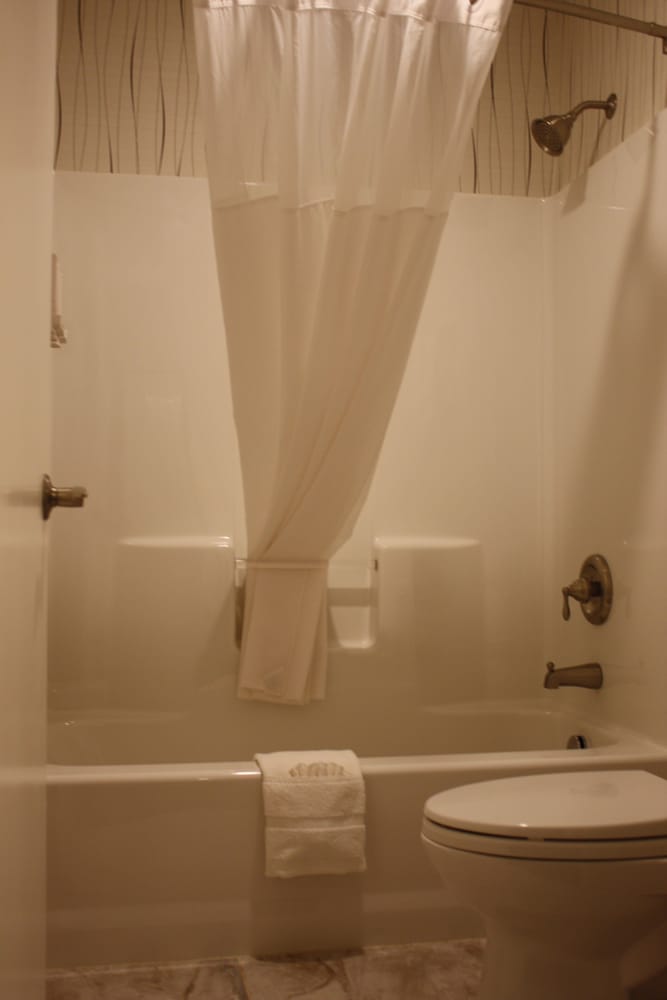 Room, 2 Queen Beds, River View photo 2