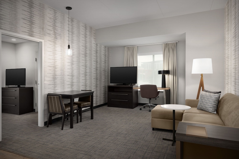 Suite, 1 King Bed with Sofa bed - Photo 1