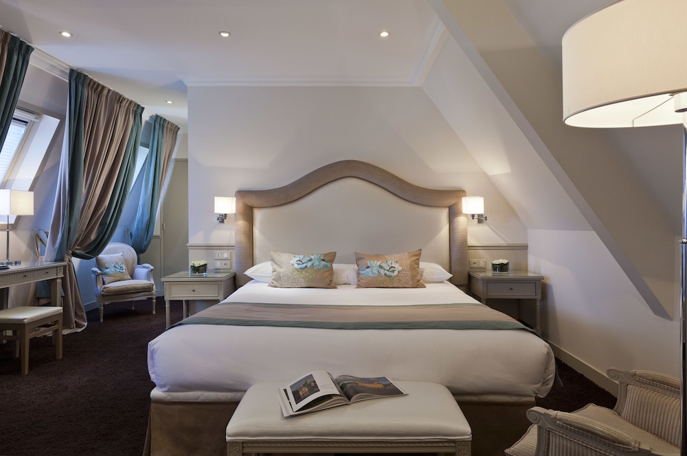 Deluxe Room (Château) - Photo 1