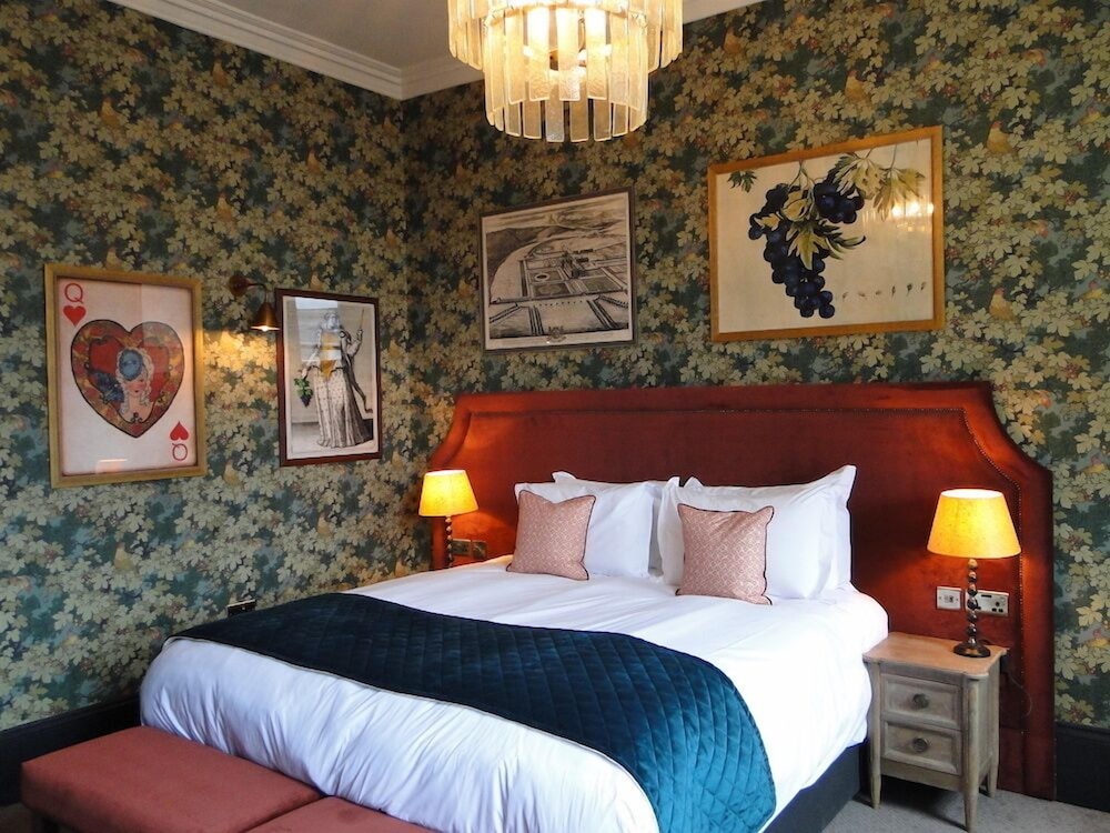 Signature Room photo 2