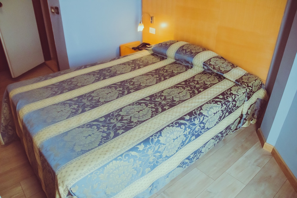 Standard Single Room - Photo 1