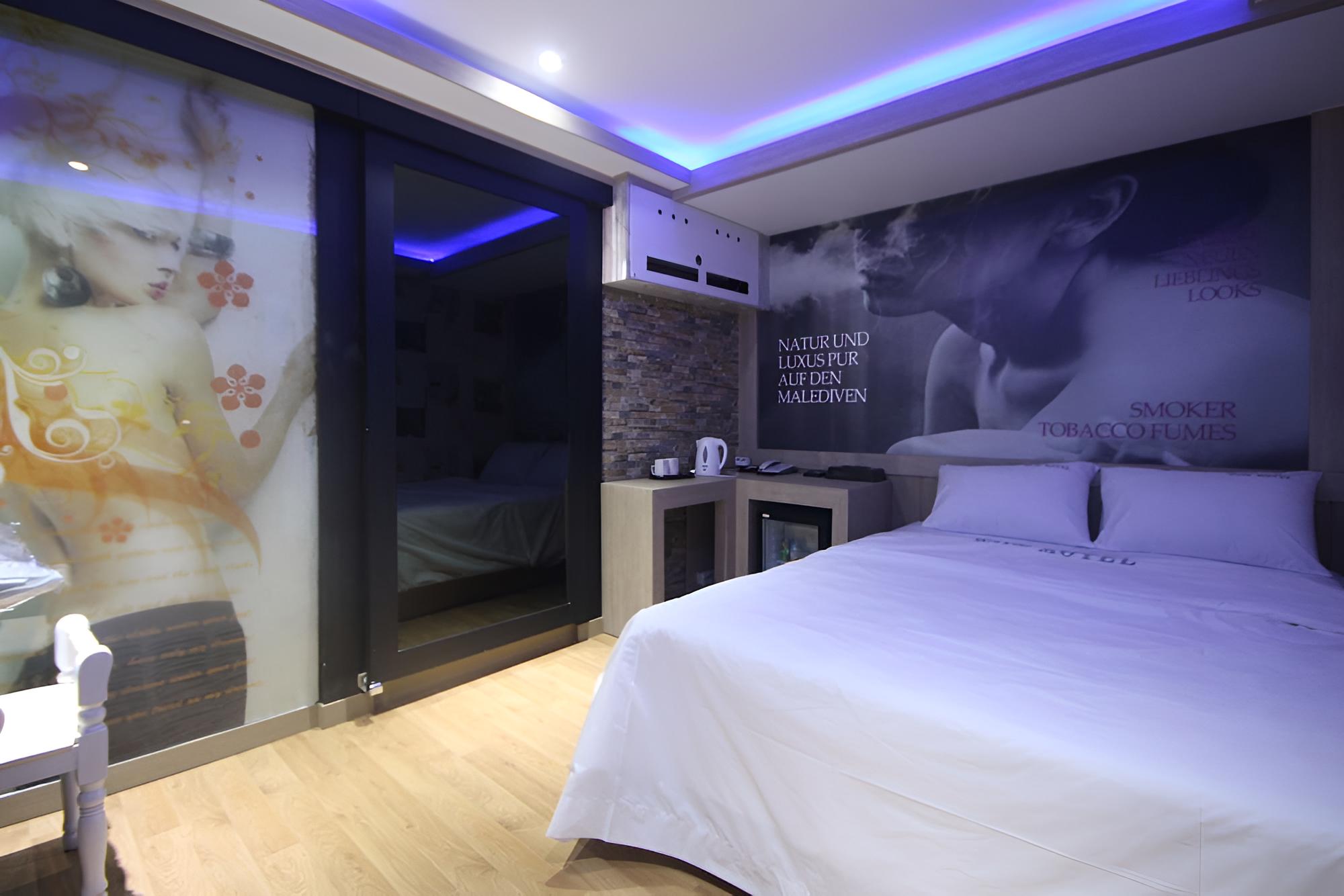 Double Room photo 3