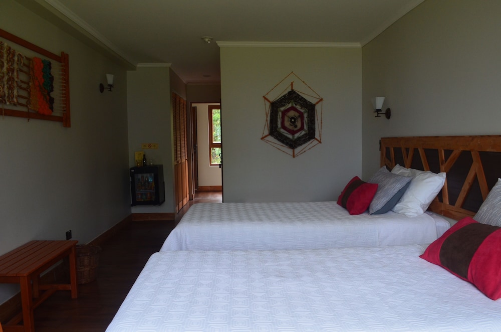 Twin Room, 2 Twin Beds photo 3