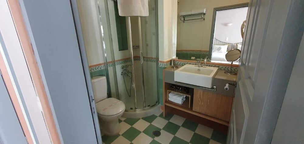Standard Triple Room photo 3