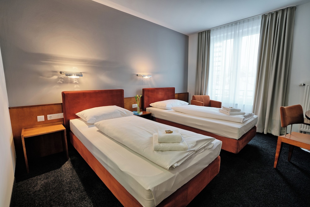 Comfort Double or Twin Room photo 3
