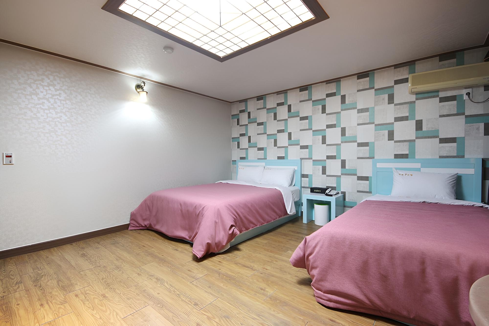 Room (Special Room) - Photo 10