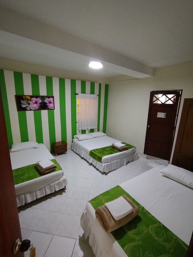 Family Quadruple Room photo 1