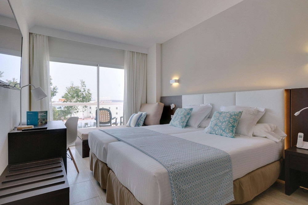 Double Room, Balcony (2 Adults) - Photo 1