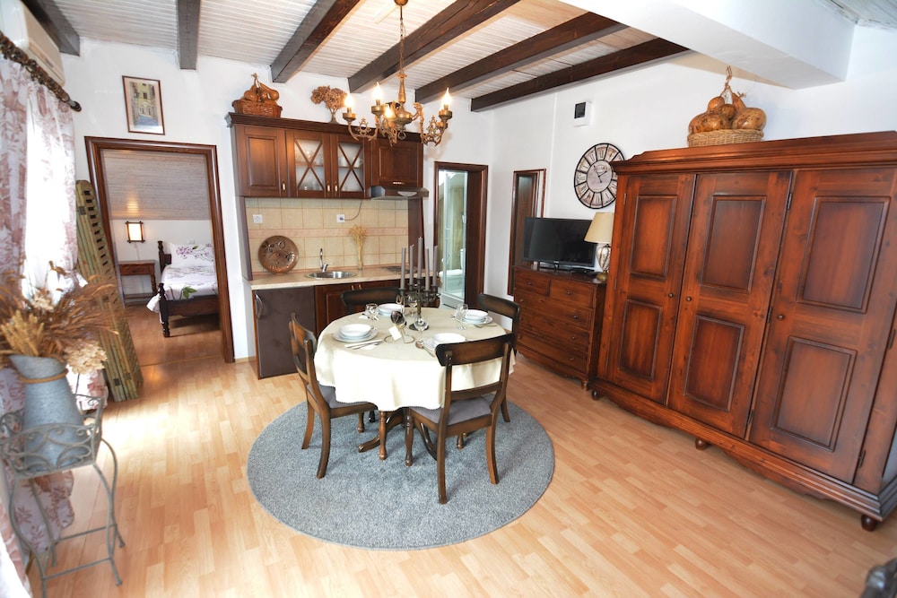 Superior Apartment, 1 Bedroom, Partial Sea View photo 3