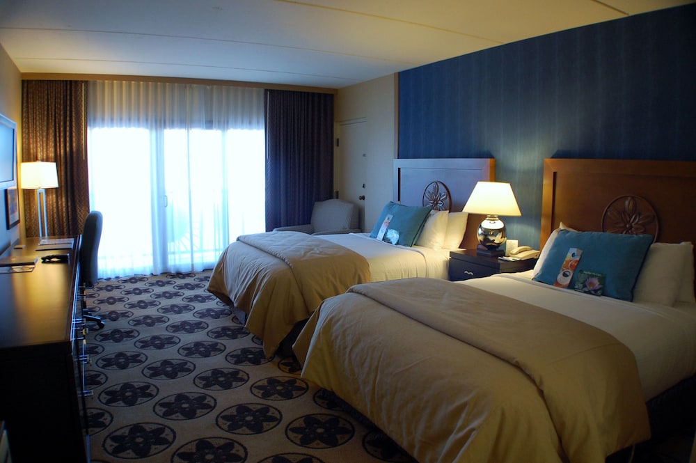 Suite, 2 Queen Beds - Photo 4