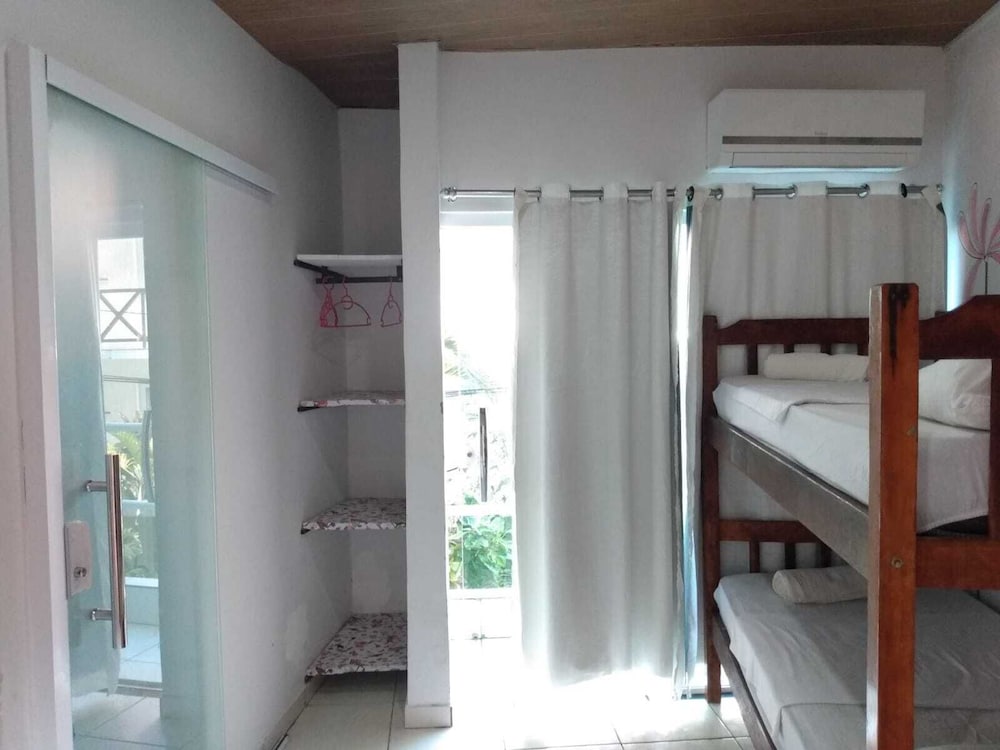Family Quadruple Room, Patio, City View photo 2