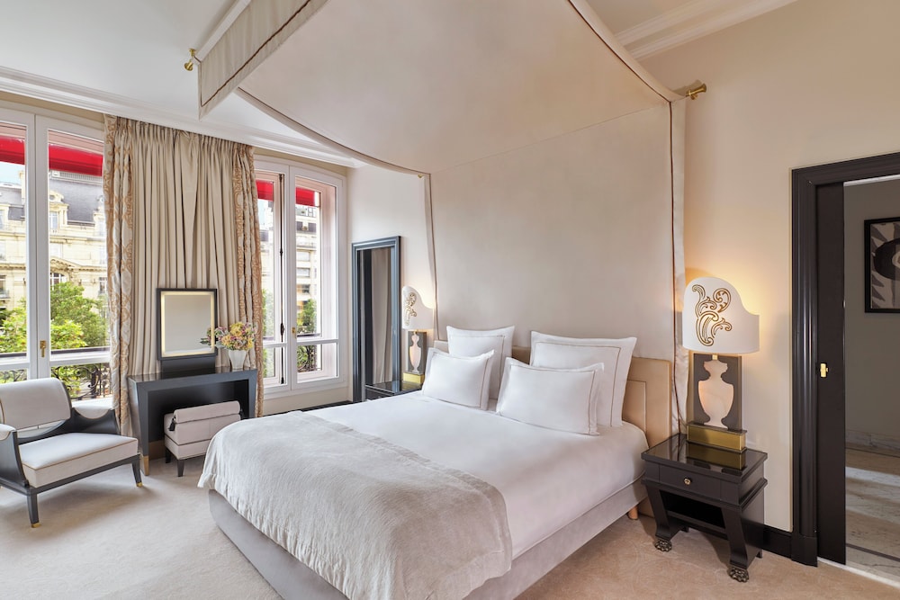 Signature Suite (Champs Elysées) photo 1
