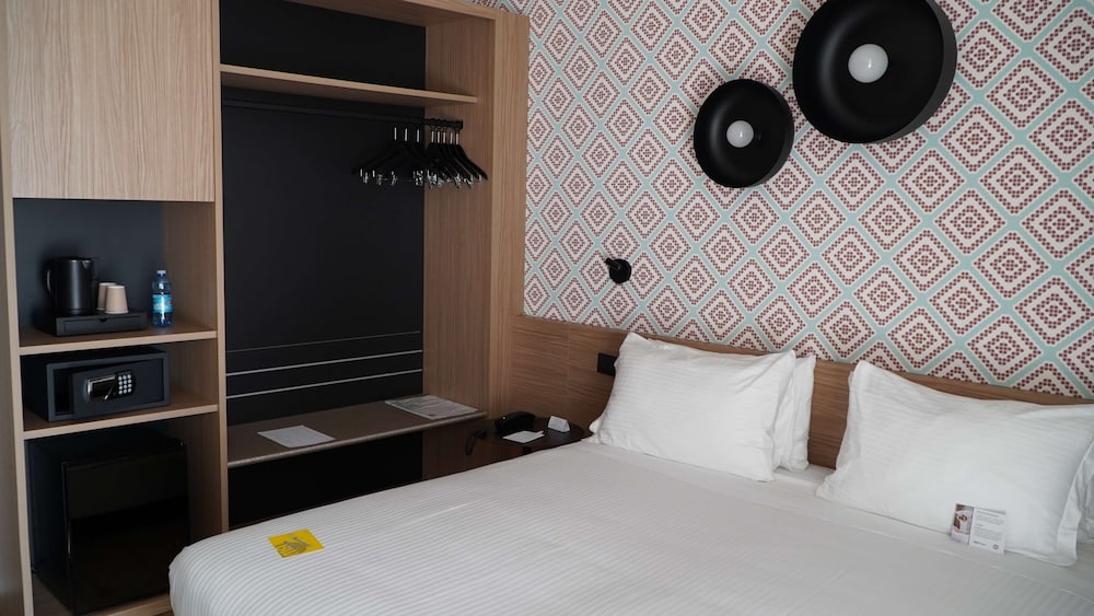 Family Room, 1 Twin Bed, Non Smoking, Connecting Rooms photo 2