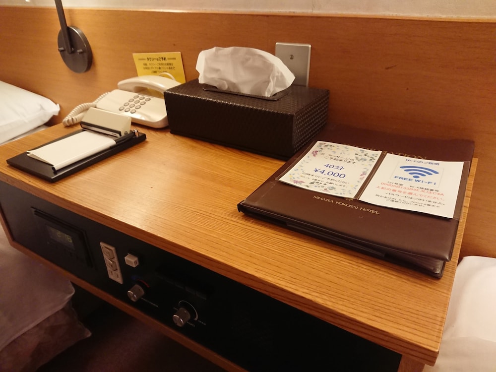 Twin Room, Non Smoking - Photo 4