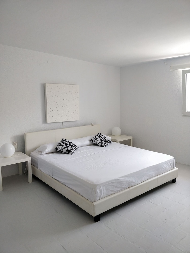 Suite (Mestral)