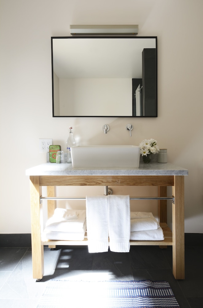 Suite (Ocean) - Photo 4
