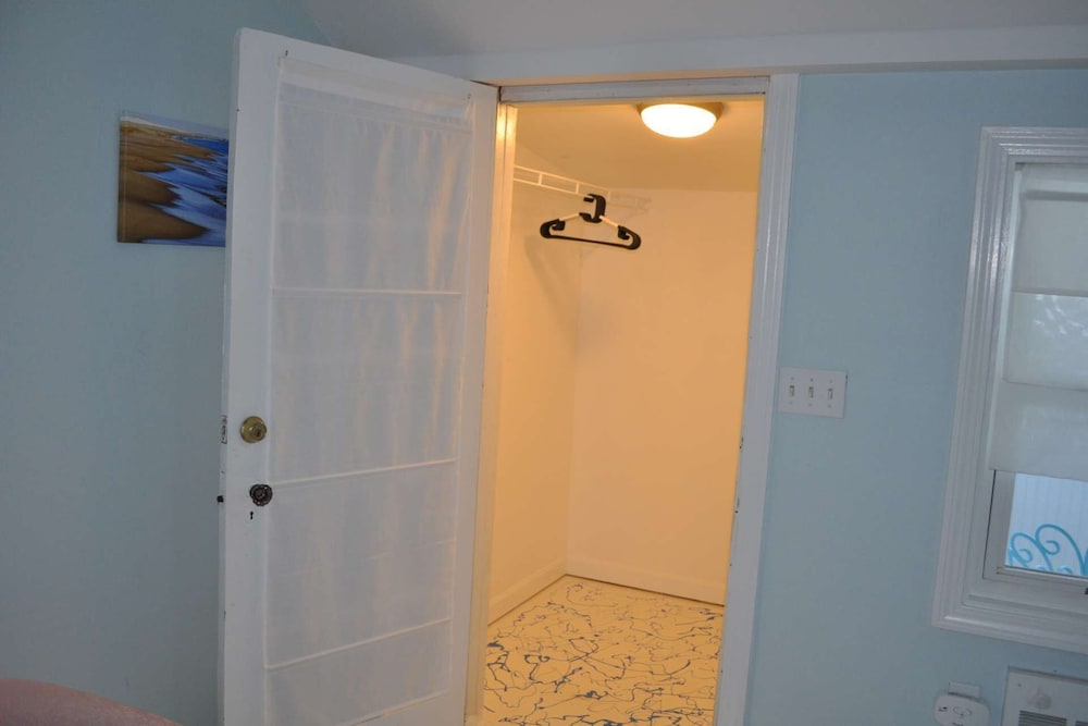 House (Baby Love Shack) photo 2