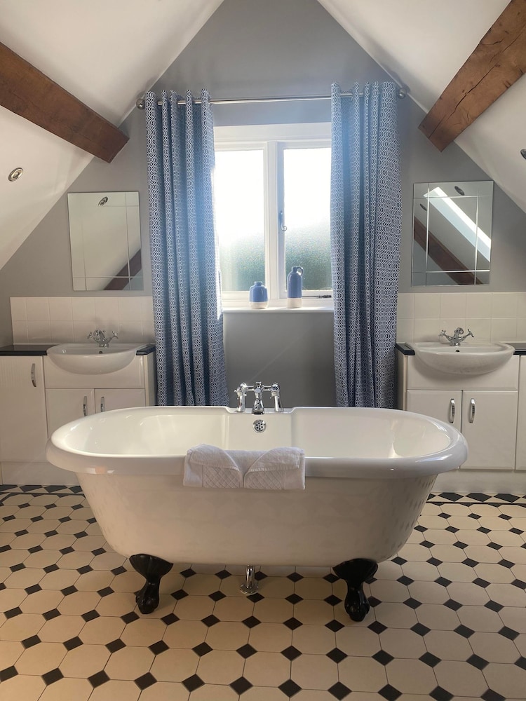 Executive Suite photo 3