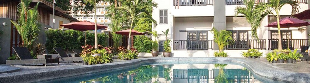 Deluxe Room, Multiple Beds, Balcony photo 1