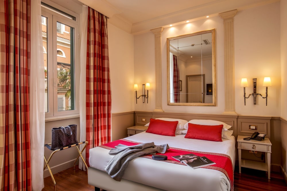 Standard Double or Twin Room photo 3
