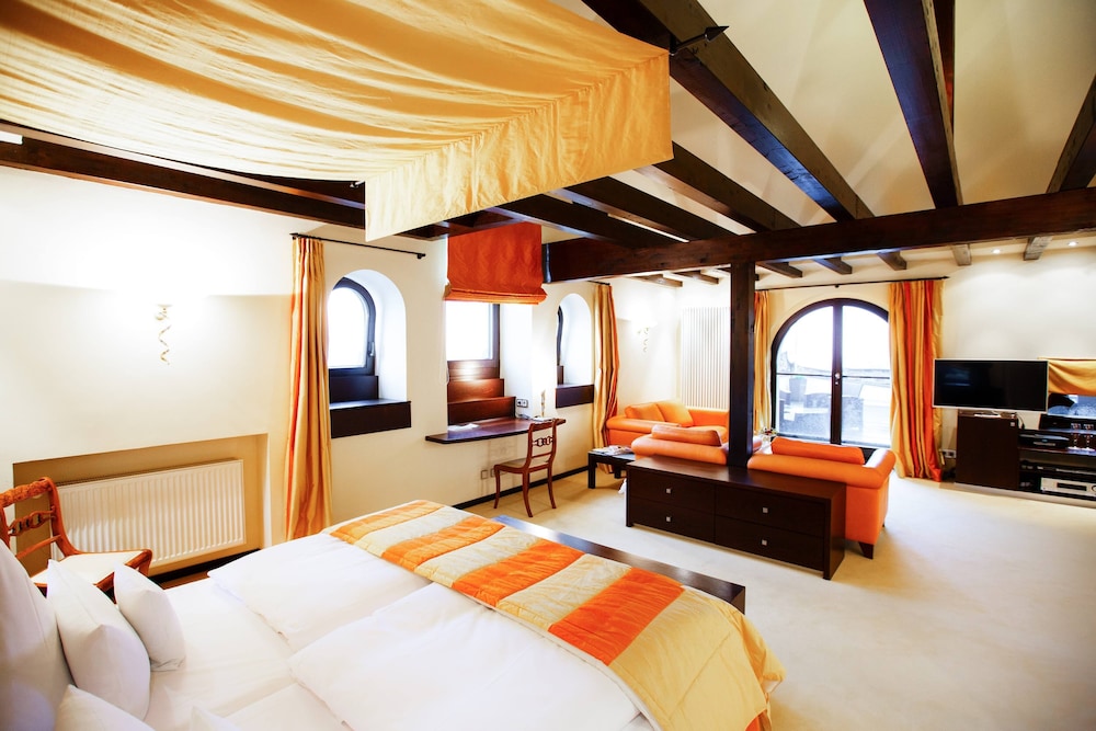 Tower Suite (Castle)