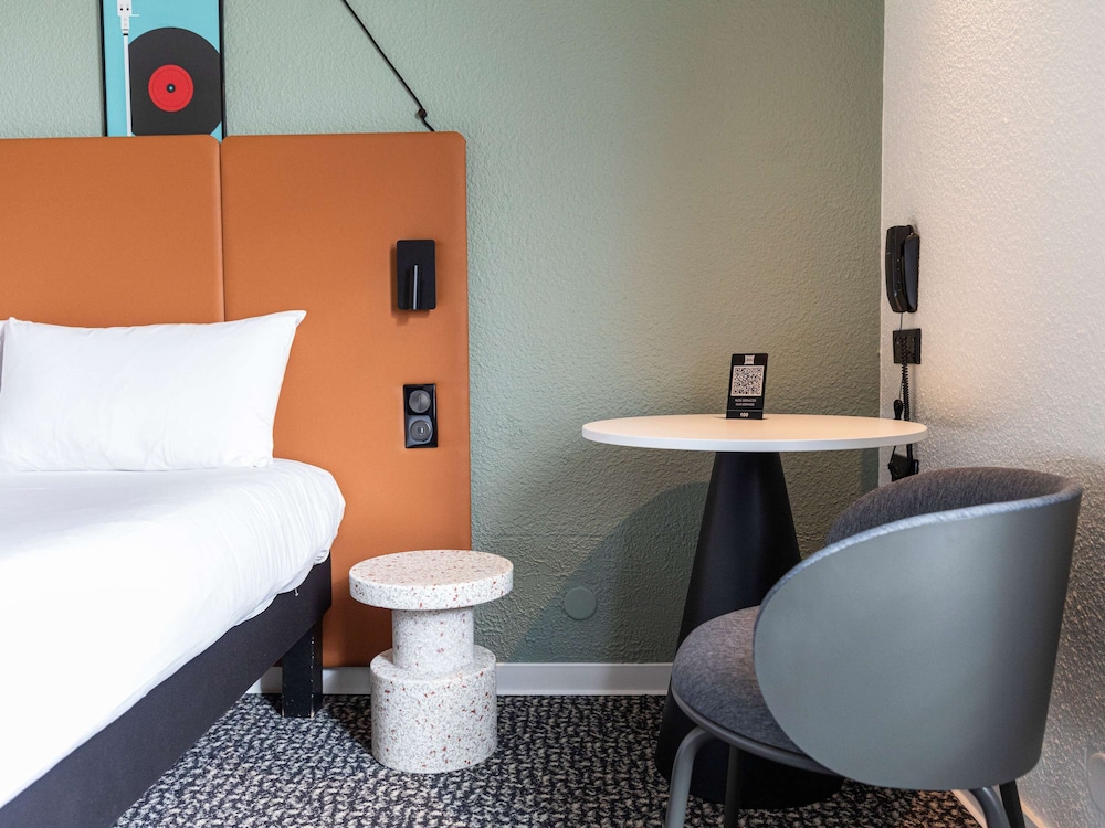 Standard Twin Room, Multiple Beds, Ocean View photo 1