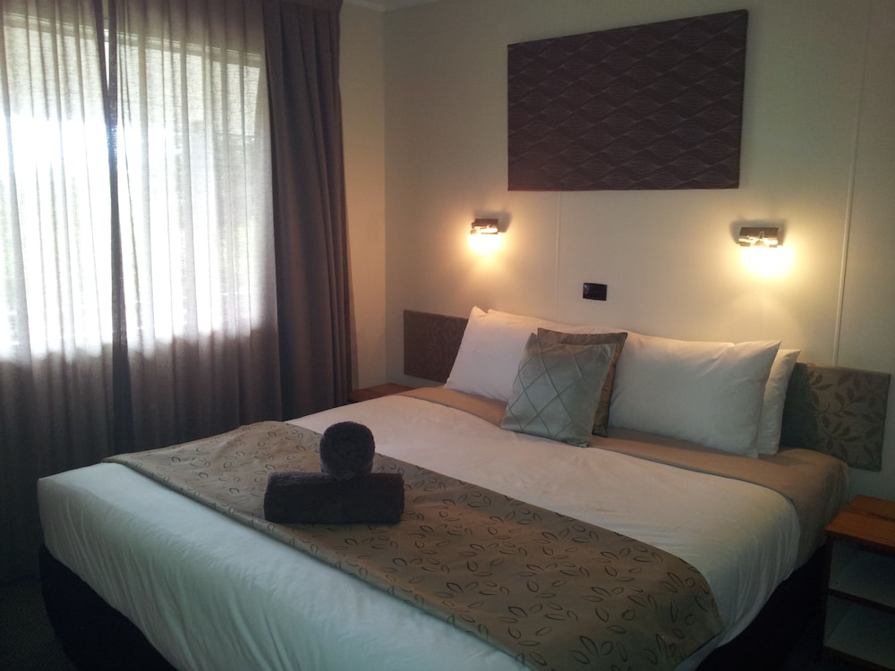 One Bedroom Suite Including Car Rental photo 1