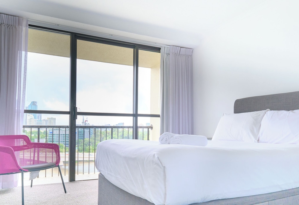 One Bedroom Riverview Apartment