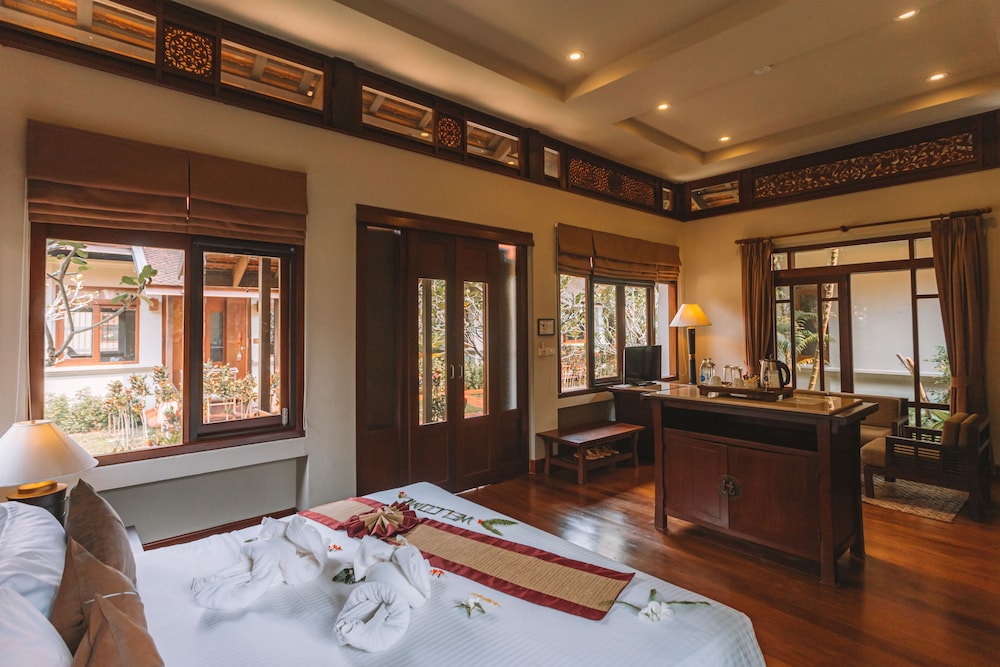 Thai Style Bungalow - Photo 11