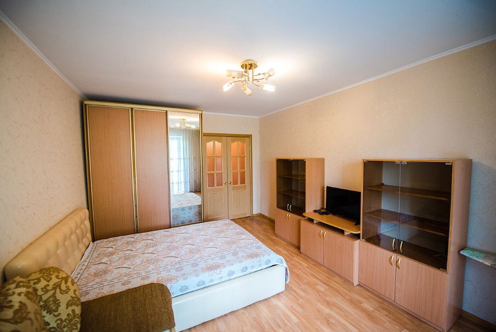 Apartment photo 2