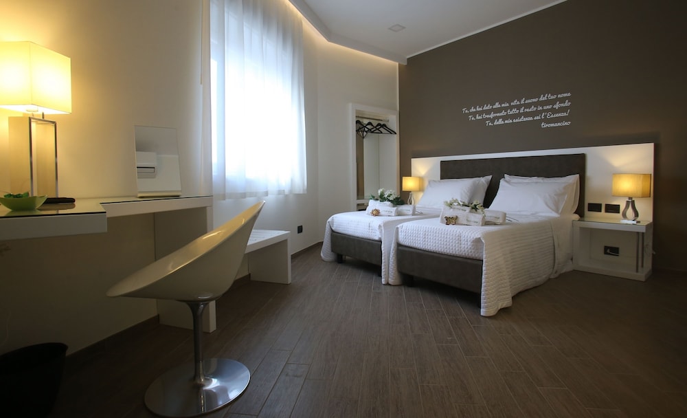 Deluxe Triple Room, Sea View photo 2