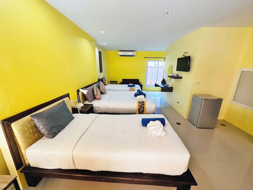 Superior Room (Sleeps 4) - Photo 2