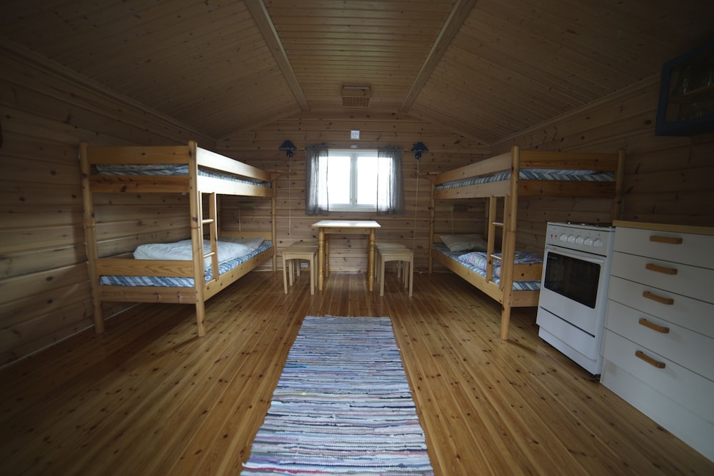 Cabin, Shared Bathroom (5) photo 1