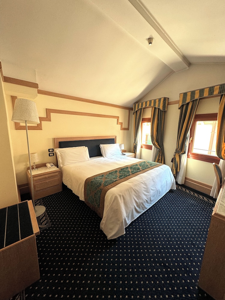 Junior Double Room photo 1