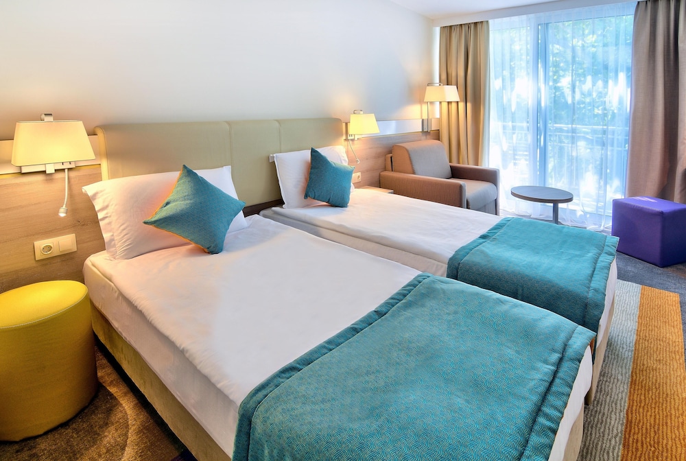 Standard Double Room (Single use) photo 3