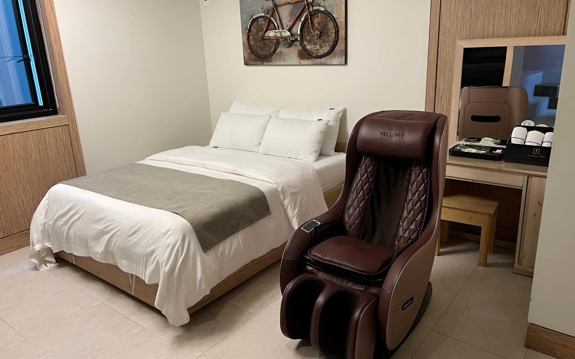Room (Suite (Netflix + Wave + TV + Disney +) - Photo 7