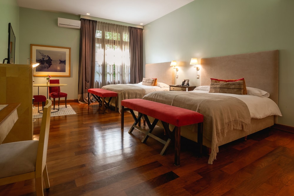 Suite photo 1