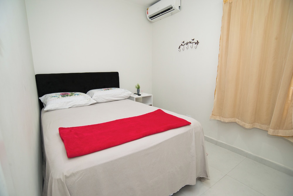 Classic Twin Room, 2 Twin Beds photo 2