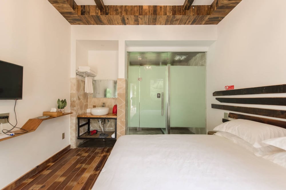 Signature Double Room with Terrace photo 3