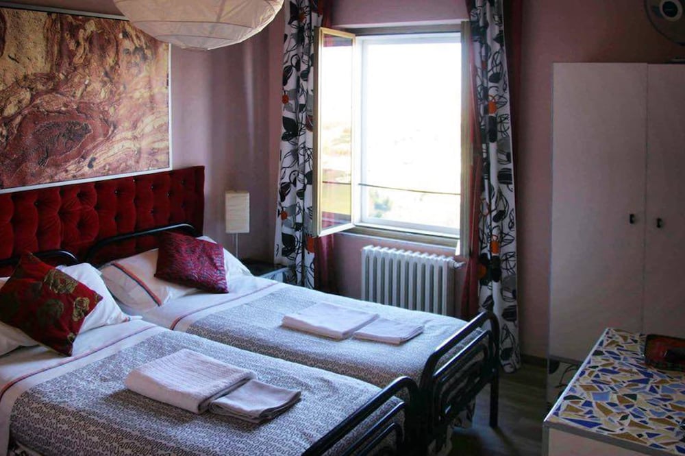 Double or Twin Room, Ensuite (Arancione) photo 1